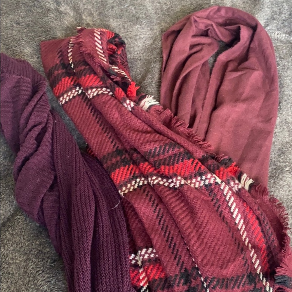 SCARFS!